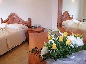 ホテル Raffael ヴィッラシミーウス