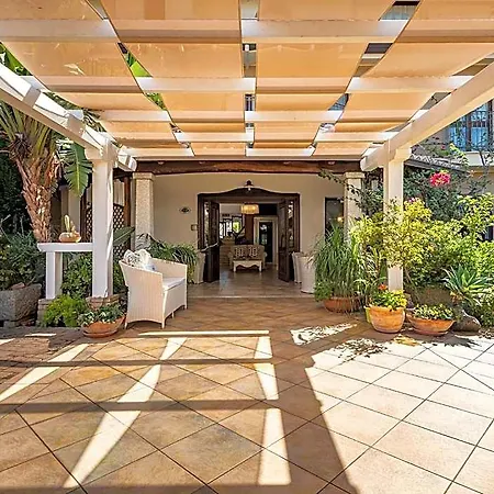 Raffael Hotel