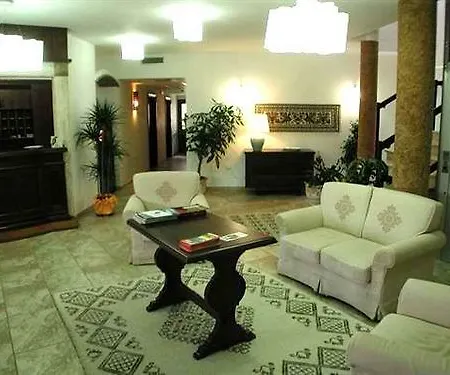 Raffael ホテル 3*