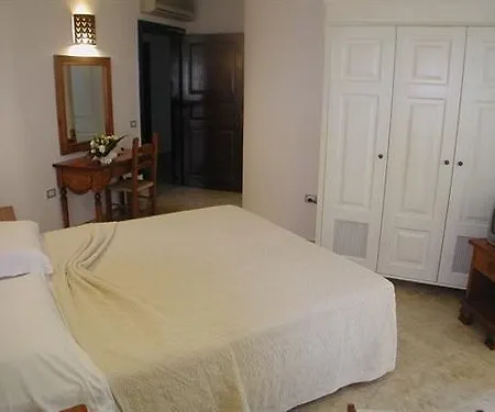 Raffael Hotel 3*