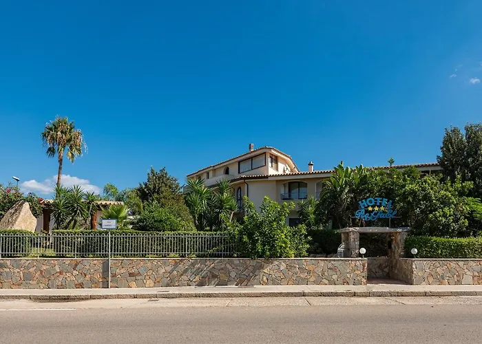 Raffael 3* Villasimius